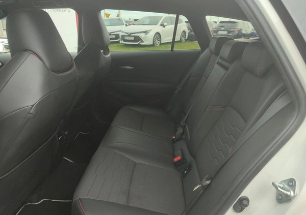 Toyota Corolla cena 96600 przebieg: 122362, rok produkcji 2020 z Młynary małe 379